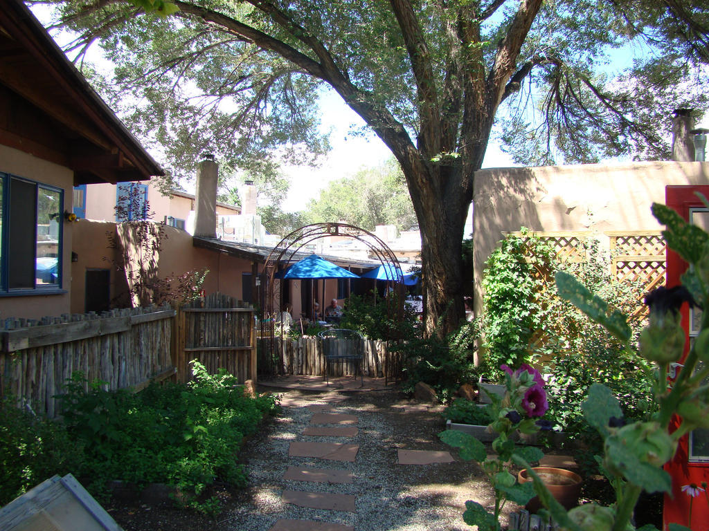 The Historic Taos Inn Exterior photo